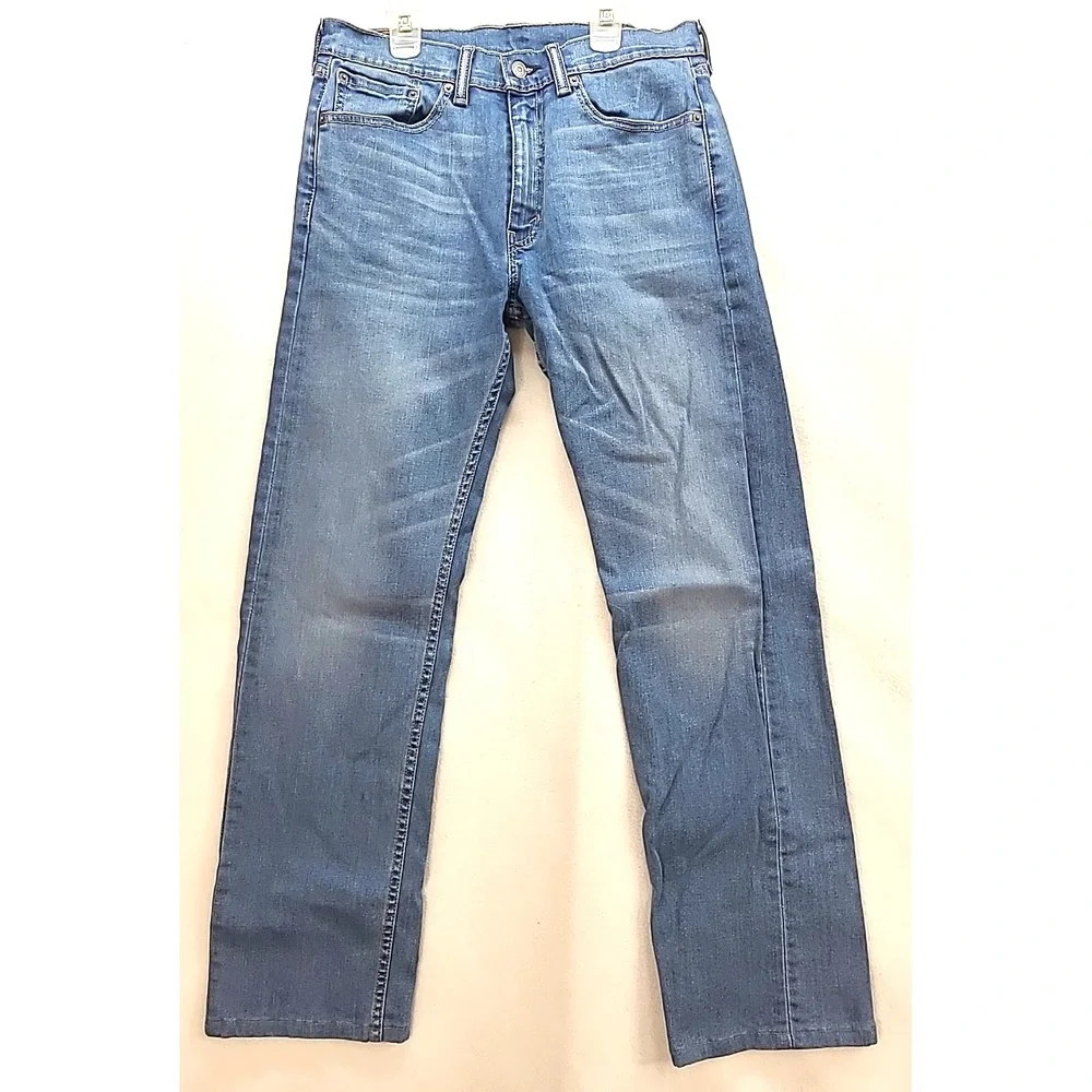 Levis 505 Jeans Mid Rise Med Wash 32x32 Straight Leg Hemmed to 30